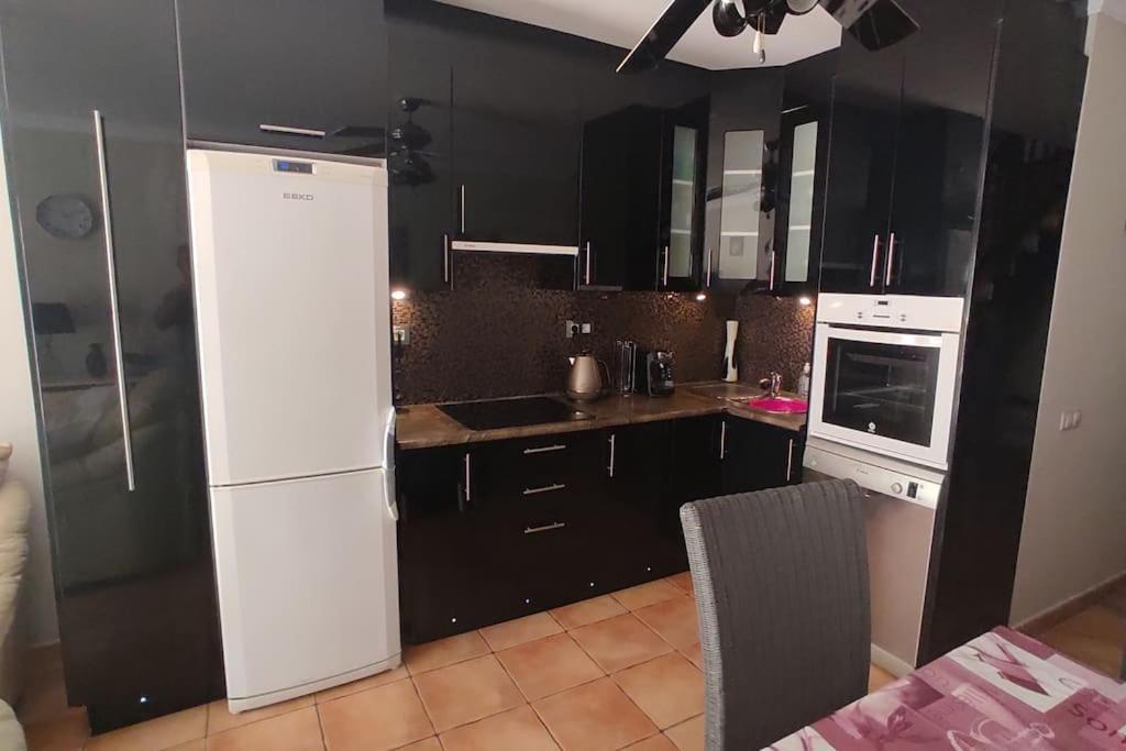 Casa Donn - El Sultan 63 - Luxury 3 Bed Villa With Fast Fibre Internet Corralejo Exterior photo